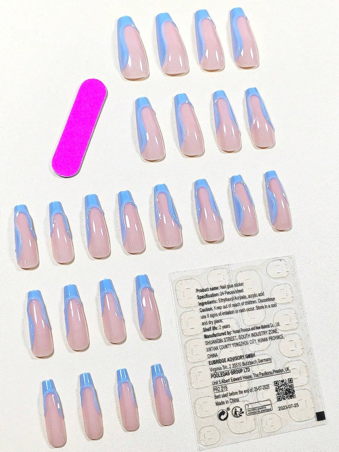 Whispering Waves Nails