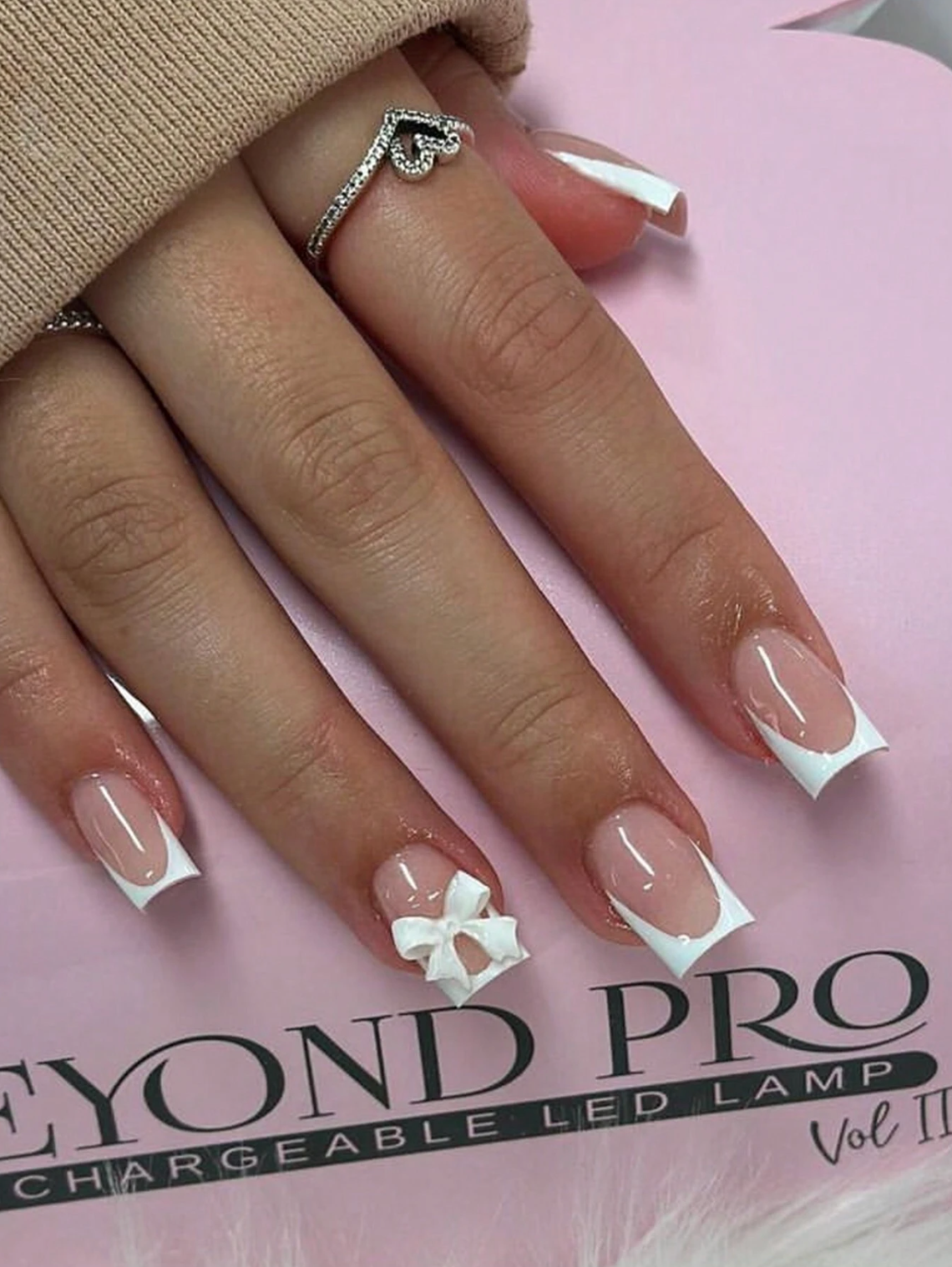 French Elegance & Bow Nails