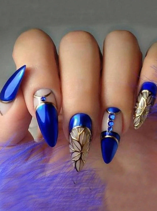 Mystic Blue Elegance Nails