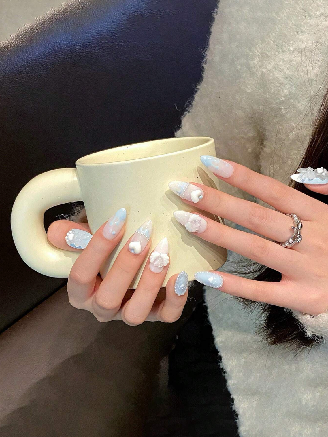 Cloud Cuddle Nails