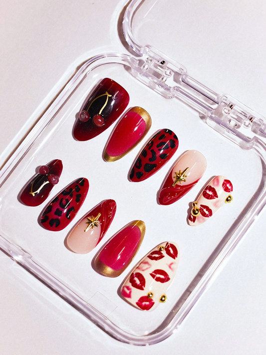 Kiss & Claw Nails